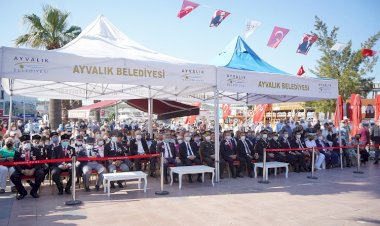 AYVALIK’IN DÜŞMAN İŞGALİNDEN KURTULUŞUNUN 99’UNCU YILI KUTLANDI