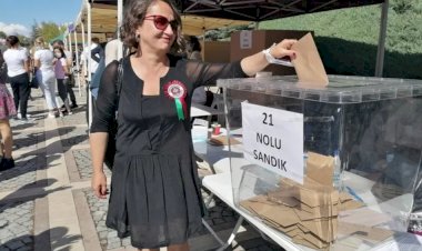 Ankara Barosu'nda Erinç Sağkan yeniden başkan seçildi