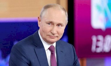 Putin'in partisi oy kaybına rağmen kazandı