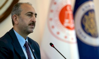 Adalet Bakanı Gül: Herkesin Anayasa Mahkemesi kararlarına uyması hukukun emredici hükmüdür