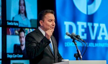 Ali Babacan: Bu kadar akıl ve bilim dışı bir ekonomi yönetimi görmedim