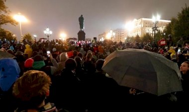 Власти Москвы пытаются предотвратить митинг против итогов выборов в Госдуму