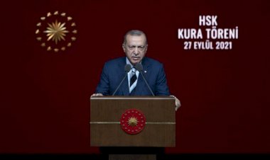 Erdoğan: Vicdanınızla kararlarınız arasına hiçbir gücün, hiçbir maddi değerin girmesine müsaade etmeyin