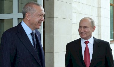 Putin’den Cumhurbaşkanı Erdoğan'a Sputnik V aşı önerisi
