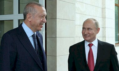 New York Times'tan Cumhurbaşkanı Erdoğan analizi: Putin'e yakınlaşarak ABD'yi tehdit ediyor
