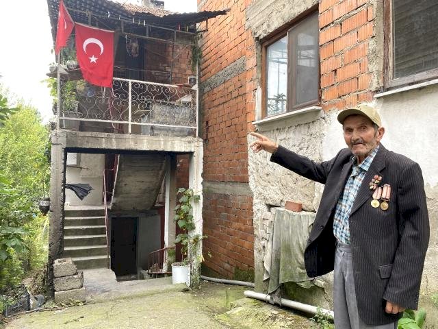 Şehit oldu sanılmıştı döndüğünde ailesi bile tanıyamadı