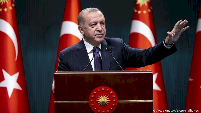 Erdoğan: Türkiye kimsenin kapı kulu değildir