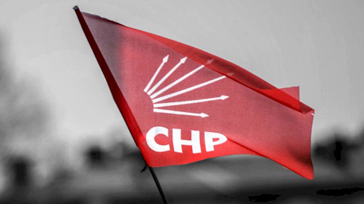 Cumhuriyet yazarı Pehlivan: Duydum ki gençlik kollarındaki bu ani ölümler CHP içinde de konuşulmaya başlanmış, çok soru işareti dolanıyor