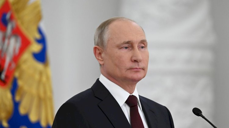 Başkan Vladimir Putin 21 yıllık iktidardan sonra sanki seçimlerden yorulmuş ve bıkmış görünüyor
