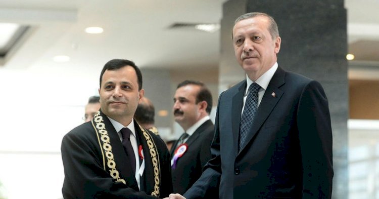 Ak Parti’yi AYM Başkanı Zühtü Arslan kurtarabilir mi?
