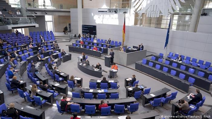 18 Türkiye kökenli siyasetçi Federal Meclis'e girdi