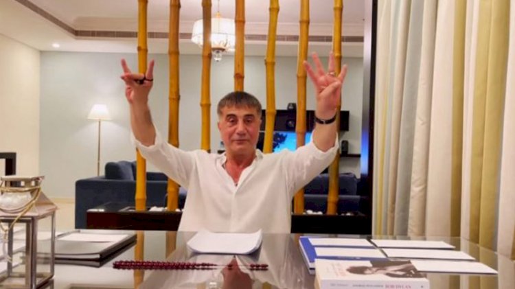 Sedat Peker’in karşısında yapılan gazetecilik mi aracılık mı?