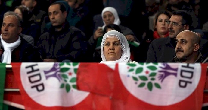HDP'nin tutum belgesi: "Şimdi AKP düşünsün"