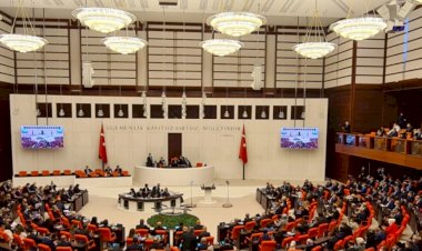 TBMM Olası Seçim Tartışmalarıyla Açıldı