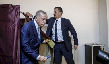Selvi: İktidar, erken seçim tartışmalarının önünü kesmek için bir hazırlık yapıyor