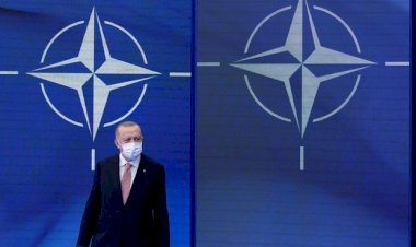 Türkiye jeopolitik kimlik arayışında çıkmazda mı?