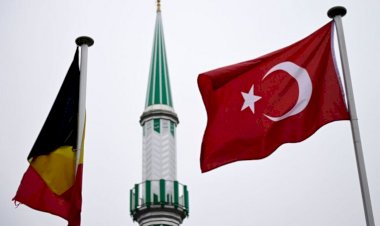 Belçika'da imam maaşlarının Türkiye tarafından ödenmesine son verilecek, cami ruhsatı zorlaştırılacak