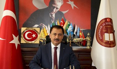 Yargının başında istifa depremi