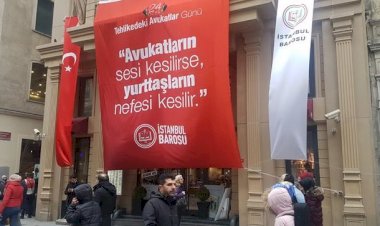"Önümüzdeki bir yılda demokrasi mücadelesi yapacağız"