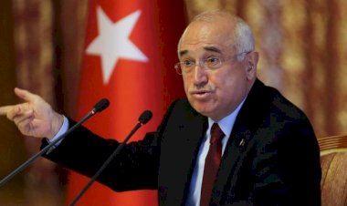 Cemil Çiçek 'tövbe' çağrısını yineledi: Yaptıklarımızdan pişman olduğumuzu samimiyetle itiraf edebilmeliyiz