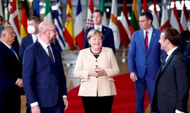 AB zirvesinden Merkel'e veda