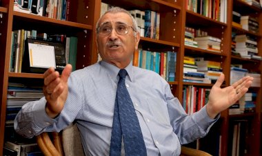 İYİ Partili Yılmaz'dan faiz indirimi değerlendirmesi: Erken seçime hazırlanıyorlar