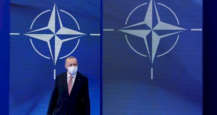 Türkiye jeopolitik kimlik arayışında çıkmazda mı?