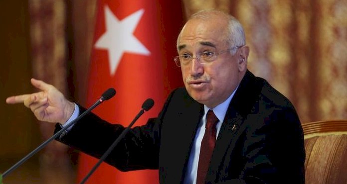 Cemil Çiçek 'tövbe' çağrısını yineledi: Yaptıklarımızdan pişman olduğumuzu samimiyetle itiraf edebilmeliyiz