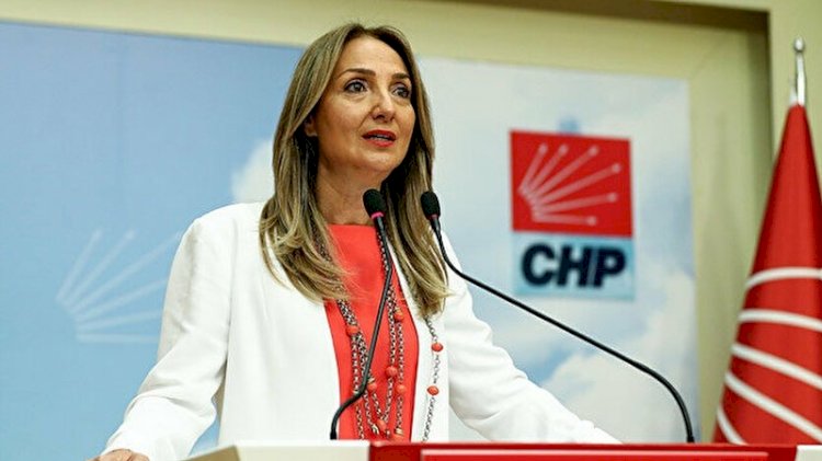 CHP Kadın Kolları Başkanı Nazlıaka açıkladı: 303 ilçede ilk kez başkanlık kuruldu; yıl sonu hedef 100 bin yeni kadın üye