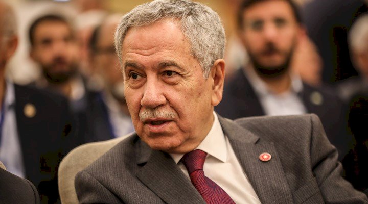 Arınç: Arabasında kokain çeken adamı genel merkeze almışlar