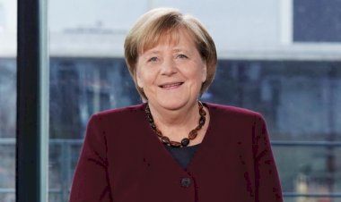 Merkel: Kitap okuyup uyuyacağım