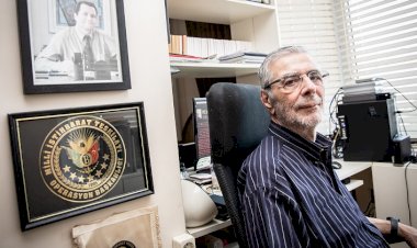 Sözcü gazetesi yazarı Aytunç Erkin, bugünkü “Kod Adı: Kılıçbalığı” başlıklı yazısında, Enver Altaylı’yı anlattı.