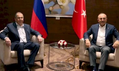 Lavrov'dan Çavuşoğlu'na Ukrayna telefonu