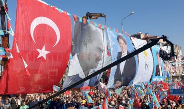 İYİ Parti lideri Akşener Denizli'de gövde gösterisi yaptı