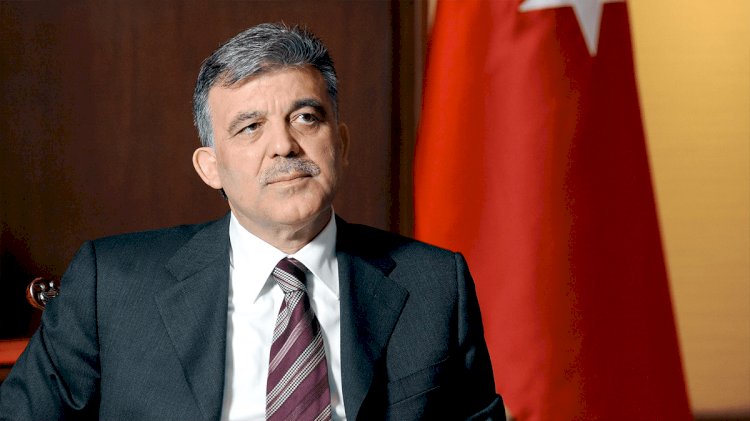 Abdullah Gül Karakoç'un vefatı üzerine mesaj yayınladı