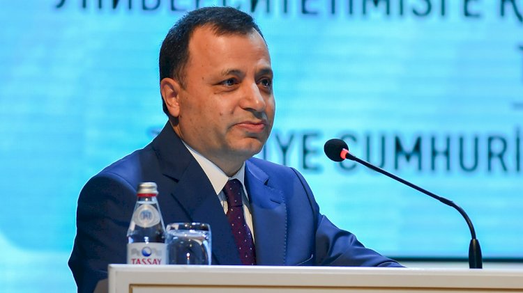 AYM Başkanı Prof. Dr. Zühtü Arslan, mahkemenin önünde bekleyen 60 bin bireysel başvuru var