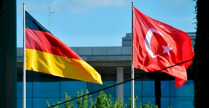 Almanya’da yeni hükümetinin Türkiye politikası netleşiyor