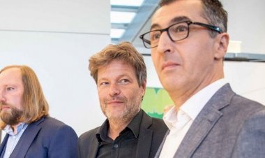 Göçmenlikten Tarım Bakanlığına: Cem Özdemir