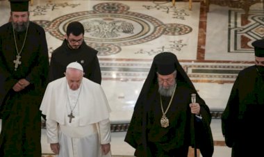 Kıbrıs Başpiskoposu Türkler'i Papa'ya Şikayet Etti