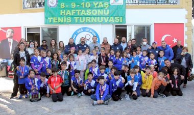 Tenisin sultanları ATDSK’da buluştu