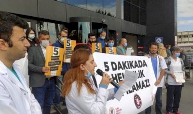 Hekimler 15 Aralık'ta greve gidiyor