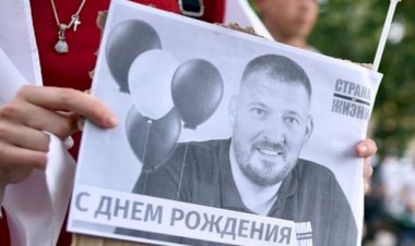 Belarus'ta başkan adaylığını açıklayıp tutuklanan muhalif lidere 18 yıl hapis cezası