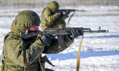 Rusya'dan Ukrayna sınırında 'toprak alma' hedefli indirme tatbikatı