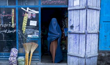 Taliban, kadınlara erkek refakatçi olmadan seyahat etmeyi yasakladı