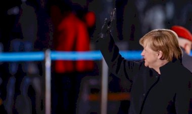 Almanya 2021'i Merkelsiz Kapatıyor