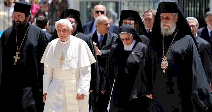Papa'dan Kıbrıs mesajı: Milliyetçi korku duvarları örmeyin