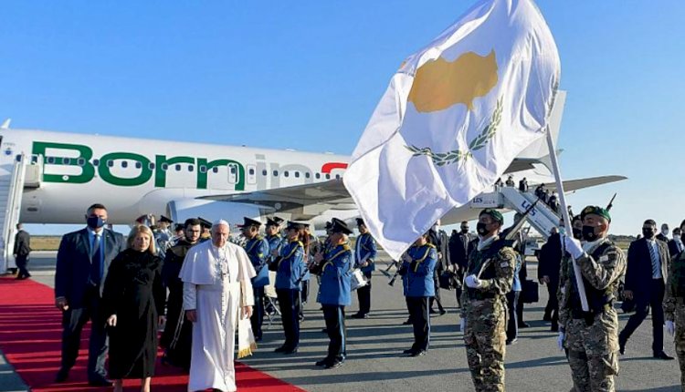 Güney Kıbrıs’a giden Papa Francis’e Kıbrıslı Türklerden, 'bizi niye ziyaret etmiyorsun' sitemi