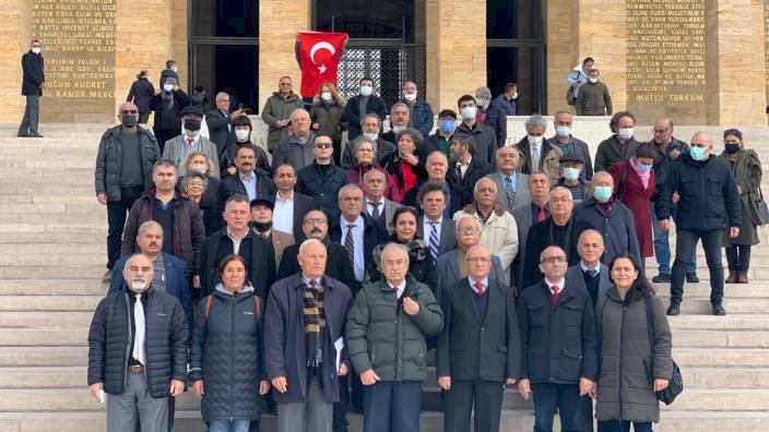 Perinçek çok kızacak: Yeni parti kuruldu