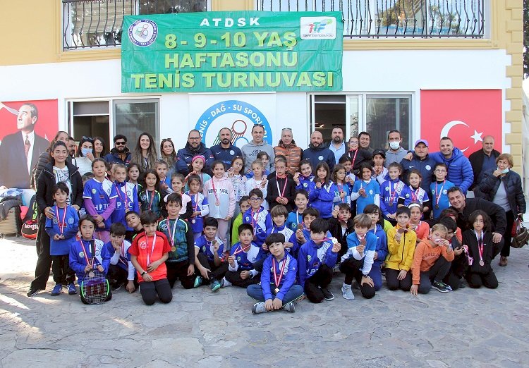Tenisin sultanları ATDSK’da buluştu