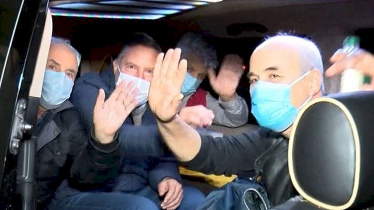 Emekli amirallerin avukatı, 12 yıla kadar hapis istenen iddianamenin iade edilmesi için başvuruda bulundu